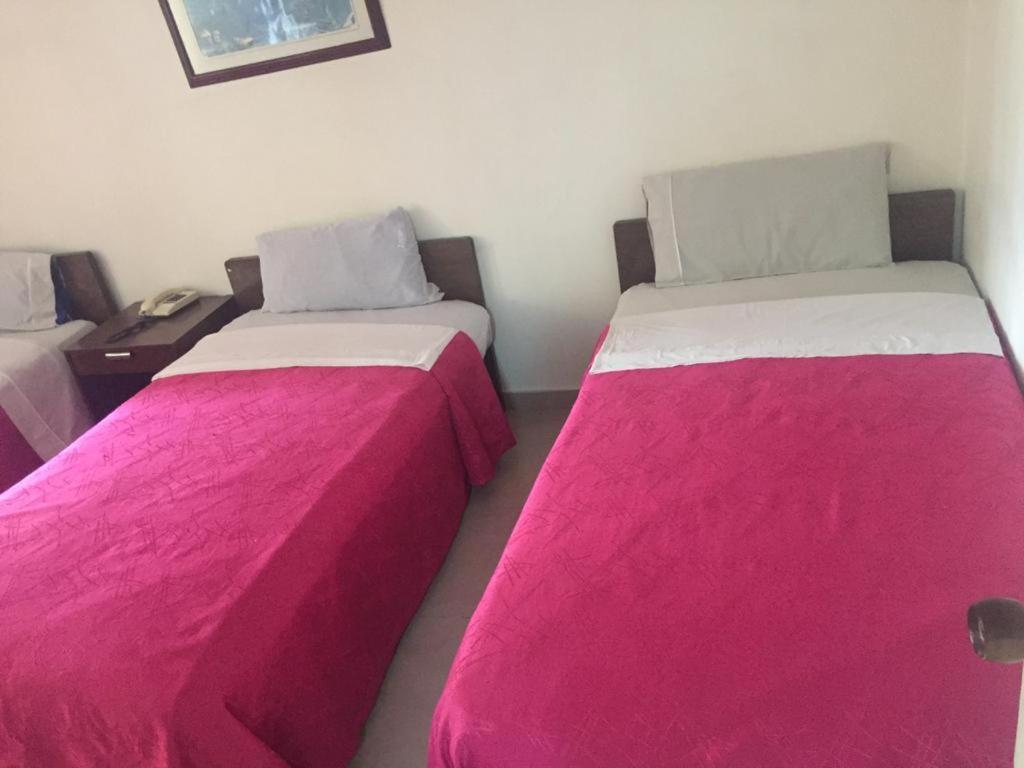 Hotel โบโกตา ภายนอก รูปภาพ